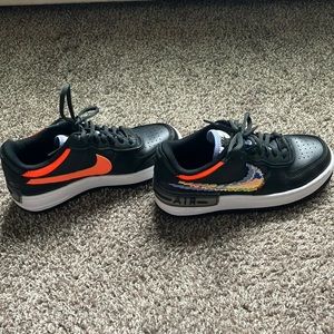 Nike Air Force 1 shadow (black, size 7).